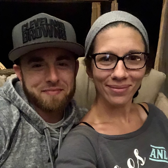 Meet your Posher, Jessica. Top rated seller! - Picture 4 of 5